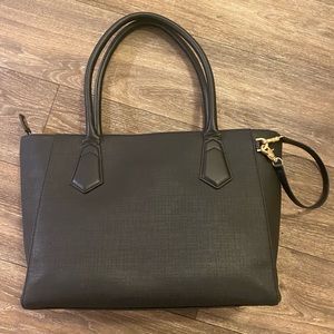Dagne Dover Signature Tote Classic Size